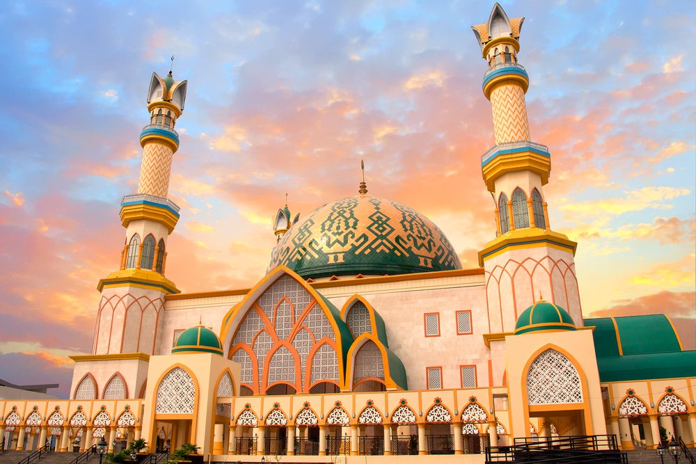 8 Masjid Terbesar di Indonesia, Mampu Tampung Puluhan Ribu Jemaah 123